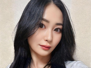 <span class="title">今夜、始まるよ！人気AV女優とリアルタイムでチャット！　デカ尻韓国ハーフ美女AV女優の「楽園ミナ」が生出演であなたとチャット!!　11月7日(木)21:00～開始だよ</span>