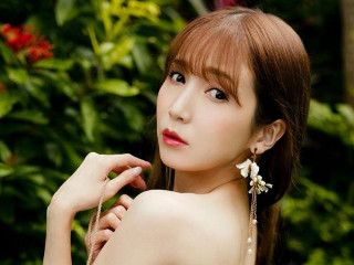 <span class="title">今夜、始まるよ！人気AV女優とリアルタイムでチャット！　15周年を迎えたレジェンド女優AV女優の「友田彩也香」が生出演であなたとチャット!!　12月19日(金)22:00～開始だよ</span>